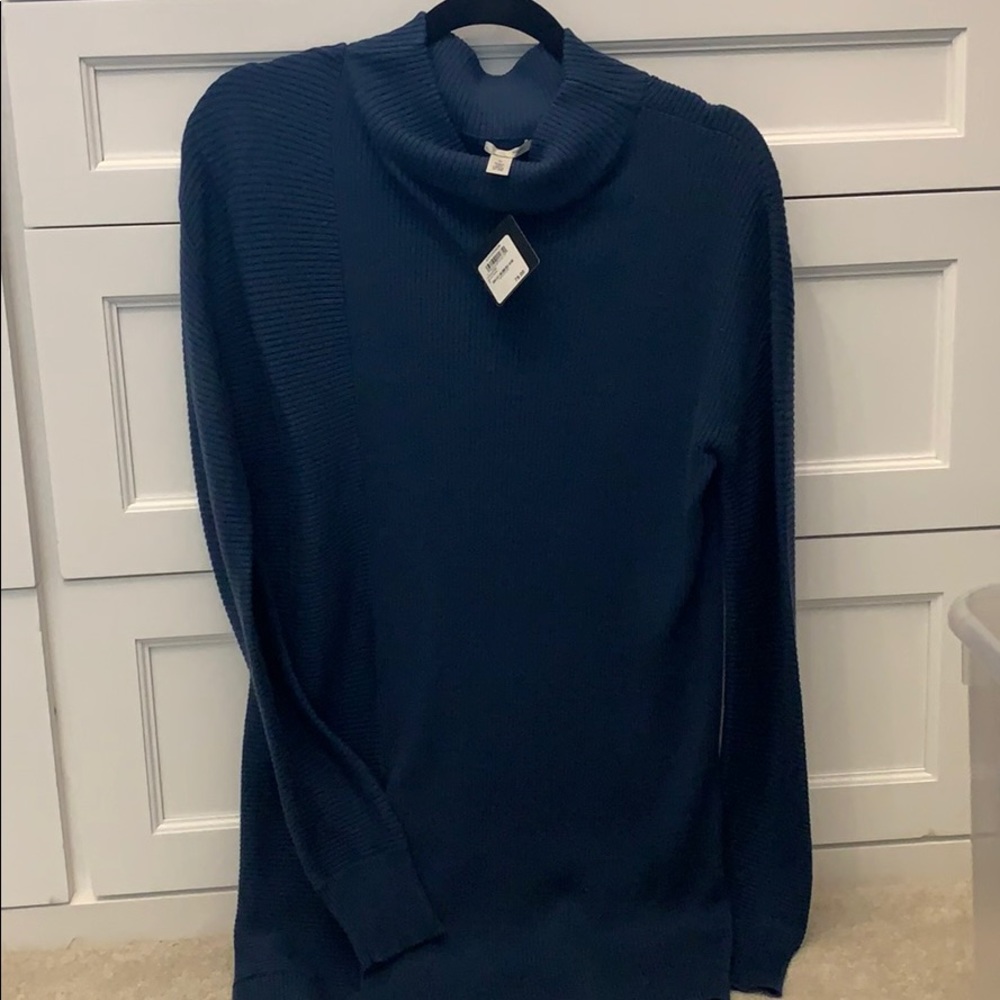 NWT Halogen Sweater